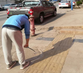 臨港公司技術(shù)人員為用戶(hù)提供 優(yōu)質(zhì)勘察設(shè)計(jì)服務(wù)