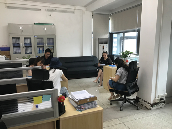 人力資源部開(kāi)展作風(fēng)大整頓集中學(xué)習(xí)會(huì)