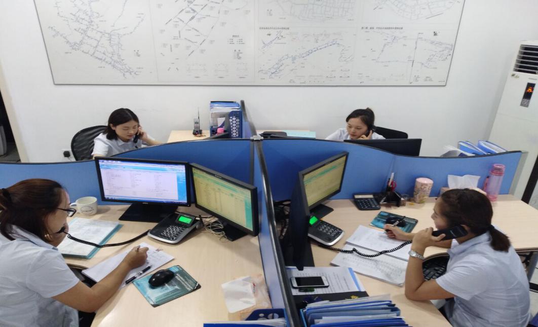 營銷部呼叫中心：肩負責(zé)任不放松  防汛熱線不“打烊”