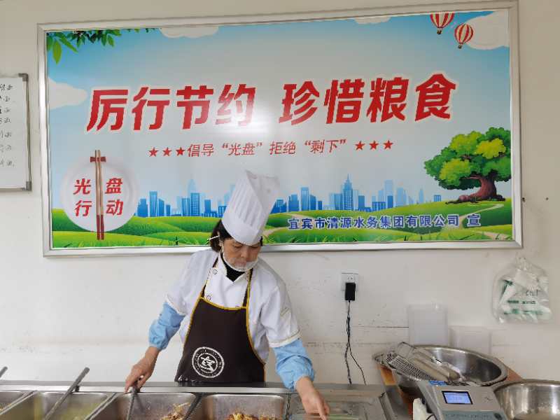 強(qiáng)監(jiān)督，重引導(dǎo)，杜絕“舌尖上的浪費(fèi)”