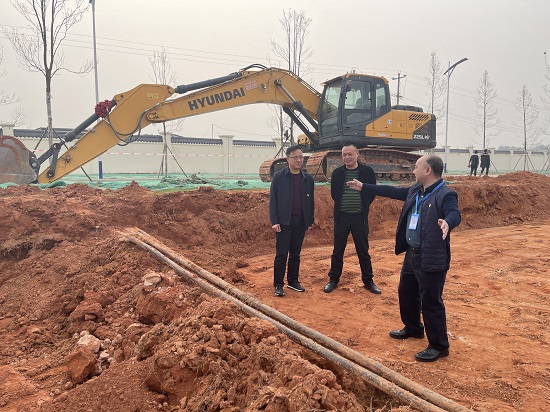集團(tuán)公司黨委書記、董事長周燕賓率隊調(diào)研督查五糧液機場供水保障工程建設(shè)