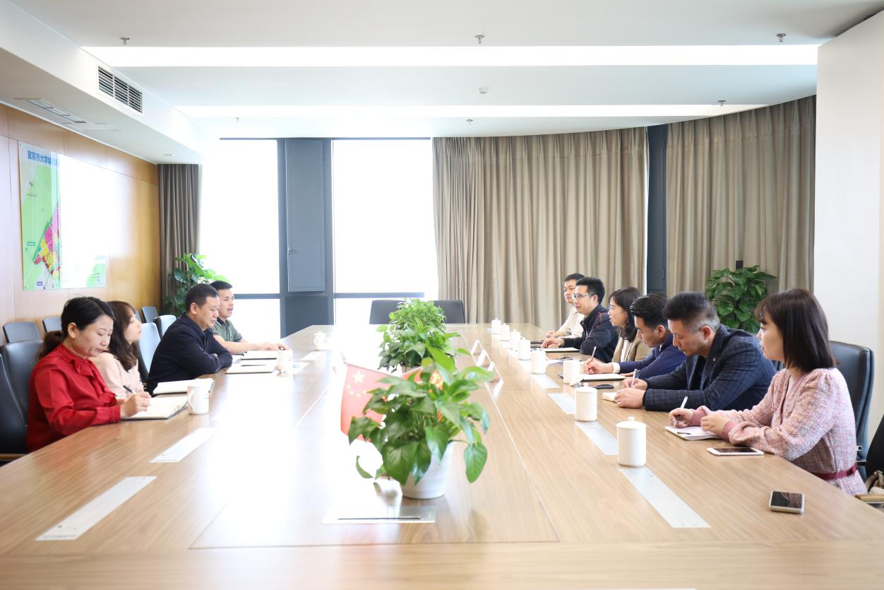 加強黨建工作學(xué)習 拓寬視野求取真經(jīng)