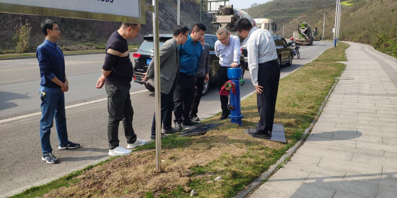 公服集團黨委副書記、總經理譚琦到我司調研