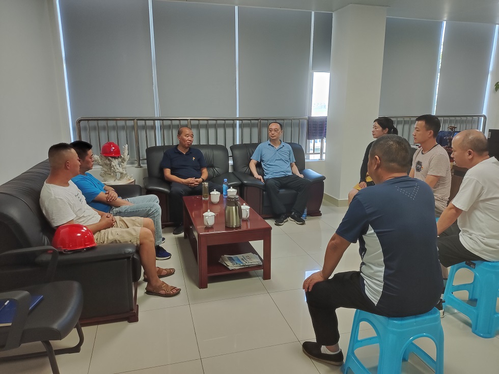 高溫指導(dǎo)水廠生產(chǎn)，心系一線干部職工 ——黨委副書記、工會主席任大慶到制水分公司開展夏季安全生產(chǎn)檢查