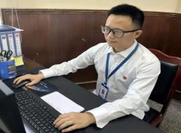 《榜樣在身邊》系列報(bào)道——羅林、饒錫兵 不用揚(yáng)鞭自奮蹄 人生逐夢正當(dāng)時(shí)