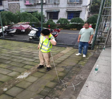 一面錦旗背后的“暖心守護(hù)”——共產(chǎn)黨員服務(wù)大隊(duì)開(kāi)展“五進(jìn)”活動(dòng)獲贈(zèng)錦旗