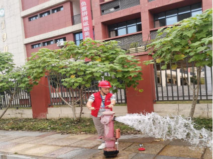 清源水務(wù)公司開展2025年國慶節(jié)市政消防栓專項(xiàng)巡檢工作